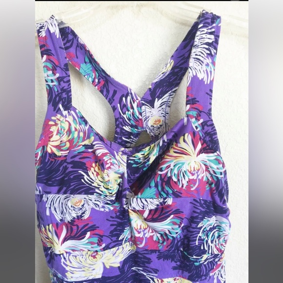 Garnet Hill Zinni floral twist front dress - Picture 2 of 8